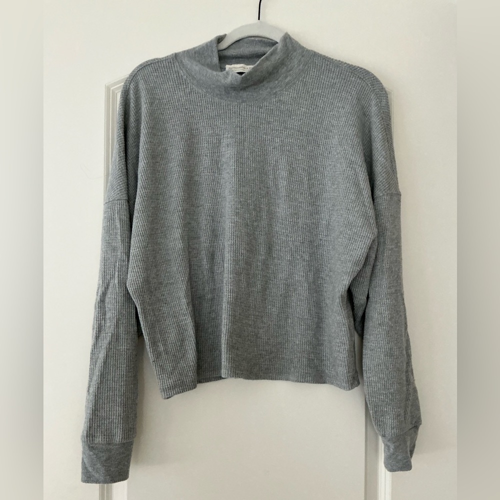 Abercrombie & Fitch Lounge Light Gray Waffle Turtleneck Top